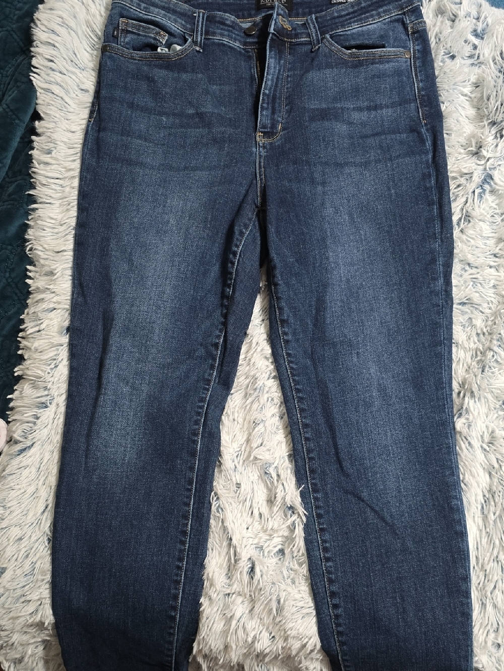 Judy Blue Classic Mid-Rise Women's Dark Blue Cropped Slim Jeans